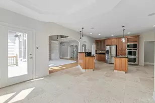 163 Compton Rd, Wyoming, OH 45215 - Photo 9