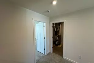 2787 Rylan Dr, Colerain Township, OH 45251 - Photo 17