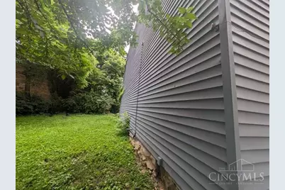 421 W McMicken Avenue, Cincinnati, OH 45214 - Photo 11