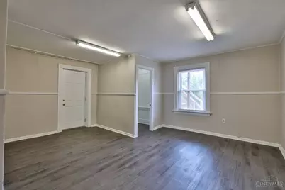 2007 Madison Road, Cincinnati, OH 45208 - Photo 7