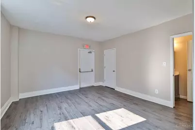 2007 Madison Road, Cincinnati, OH 45208 - Photo 15