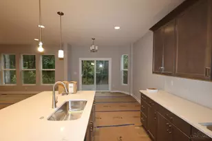 379 Glen Abbey Ln, Hamilton Township, OH 45039 - Photo 9