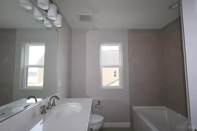 379 Glen Abbey Lane #0025, Hamilton Township, OH 45039 - Photo 29
