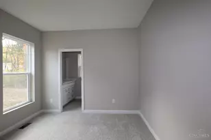 379 Glen Abbey Ln, Hamilton Township, OH 45039 - Photo 35