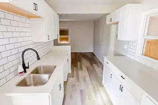 1048 S James Rd, Columbus,  43227 - Photo 7