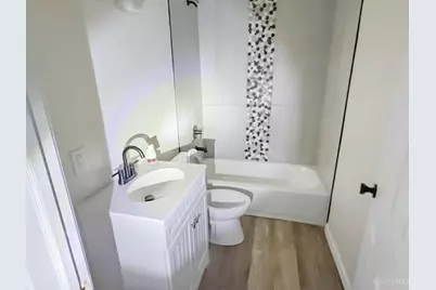 1048 S James Road, Columbus,  43227 - Photo 17