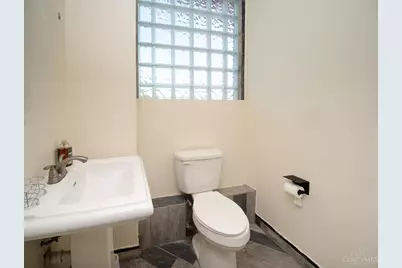 916 Hempstead Drive, Springfield Township, OH 45231 - Photo 15