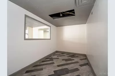 916 Hempstead Drive, Springfield Township, OH 45231 - Photo 13