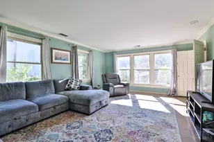 271 Poage Farm Rd, Wyoming, OH 45215 - Photo 11