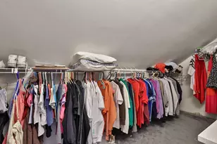 271 Poage Farm Rd, Wyoming, OH 45215 - Photo 31