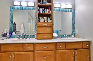 271 Poage Farm Rd, Wyoming, OH 45215 - Photo 25