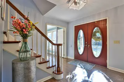 271 Poage Farm Road, Wyoming, OH 45215 - Photo 5