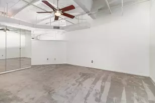 335 W 5th St, Cincinnati, OH 45202 - Photo 17