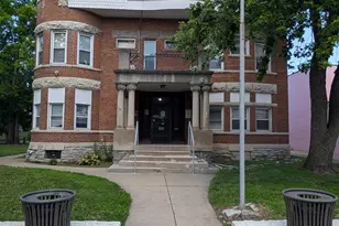 439 S 2nd St, Hamilton, OH 45011 - Photo 1