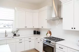 7978 Nagel Vlg Dr, Anderson Township, OH 45255 - Photo 9