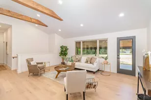 309 Indian View Dr, Miami Township, OH 45140 - Photo 7