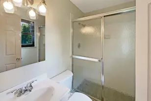 3198 Sunnyhollow Ln, Green Township, OH 45239 - Photo 7