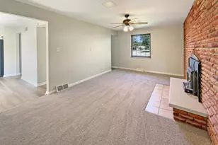 3198 Sunnyhollow Ln, Green Township, OH 45239 - Photo 17