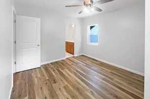 155 Bonham Rd, Wyoming, OH 45215 - Photo 17