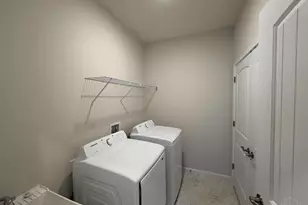 6841 Traditions St, Middletown, OH 45044 - Photo 7