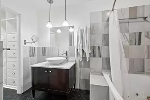 854 Rue De La Paix, Cincinnati, OH 45220 - Photo 31