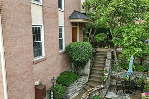 854 Rue De La Paix, Cincinnati, OH 45220 - Photo 3