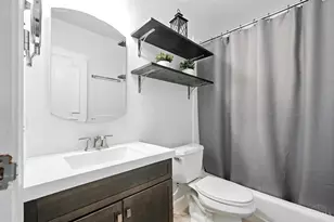 854 Rue De La Paix, Cincinnati, OH 45220 - Photo 37