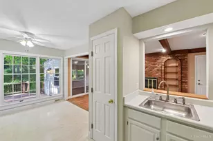 3743 Centurion Dr, Green Township, OH 45211 - Photo 11