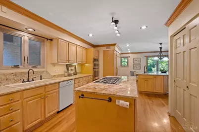 8337 War Admiral Drive, Miami Township, OH 45052 - Photo 9