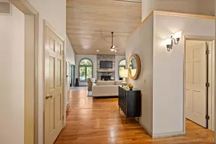 8337 War Admiral Dr, Miami Township, OH 45052 - Photo 5