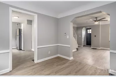 2604 St Albans Avenue, Golf Manor, OH 45237 - Photo 9