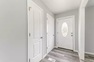 1998 Fairfax Ave, Cincinnati, OH 45207 - Photo 3