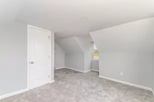 1998 Fairfax Ave, Cincinnati, OH 45207 - Photo 21