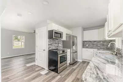 1998 Fairfax Ave, Cincinnati, OH 45207 - Photo 15