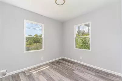 1998 Fairfax Ave, Cincinnati, OH 45207 - Photo 9