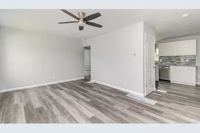 1998 Fairfax Ave, Cincinnati, OH 45207 - Photo 5