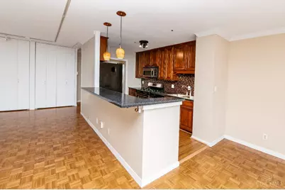 2324 Madison Road #1404, Cincinnati, OH 45208 - Photo 11