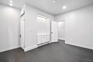 404 Warner St, Cincinnati, OH 45219 - Photo 9