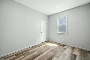 316 Klotter Ave, Cincinnati, OH 45219 - Photo 5