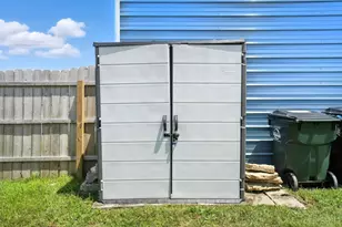 218 Woodfield Dr, Brookville, OH 45309 - Photo 35