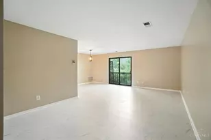 7212 Creekview Dr, Colerain Township, OH 45247 - Photo 11