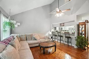 10555 Montgomery Rd, Montgomery, OH 45242 - Photo 5