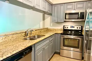 10555 Montgomery Rd, Montgomery, OH 45242 - Photo 7