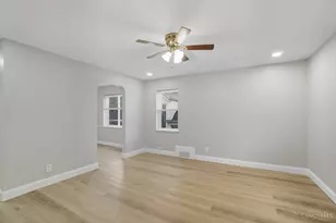 5716 Hamilton Ave, Cincinnati, OH 45224 - Photo 19