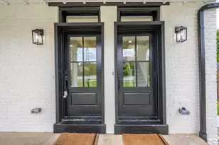 817 Hawthorne Ave, Cincinnati, OH 45205 - Photo 3