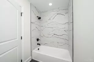 817 Hawthorne Ave, Cincinnati, OH 45205 - Photo 29