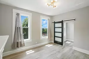 912 Livingston St, Cincinnati, OH 45214 - Photo 9