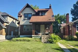1946 Berkley Ave, Cincinnati, OH 45237 - Photo 1