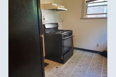 1946 Berkley Avenue, Cincinnati, OH 45237 - Photo 5