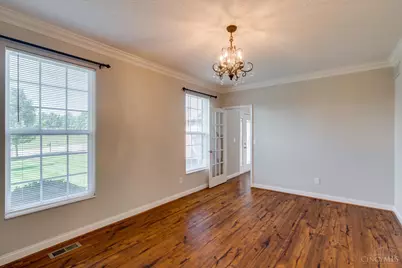 5725 Hawthorne Reserve Dr, Liberty Township, OH 45044 - Photo 7